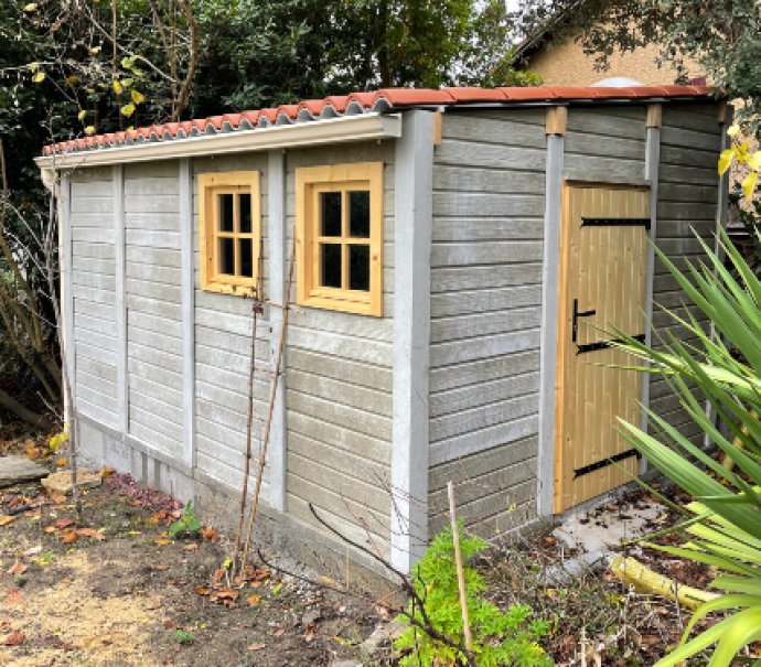 Abri de jardin en béton aspect bois 1 pente